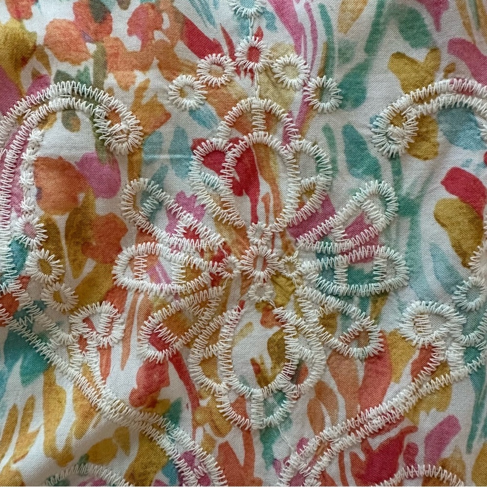 Democracy | NWOT - Woven Print Top w/ Crochet Border - Size XL - Picture 10 of 15